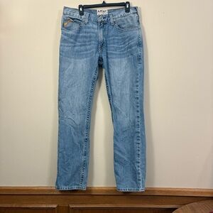 Ariat Relaxed straight Leg M4 Jeans Men’s 34/34